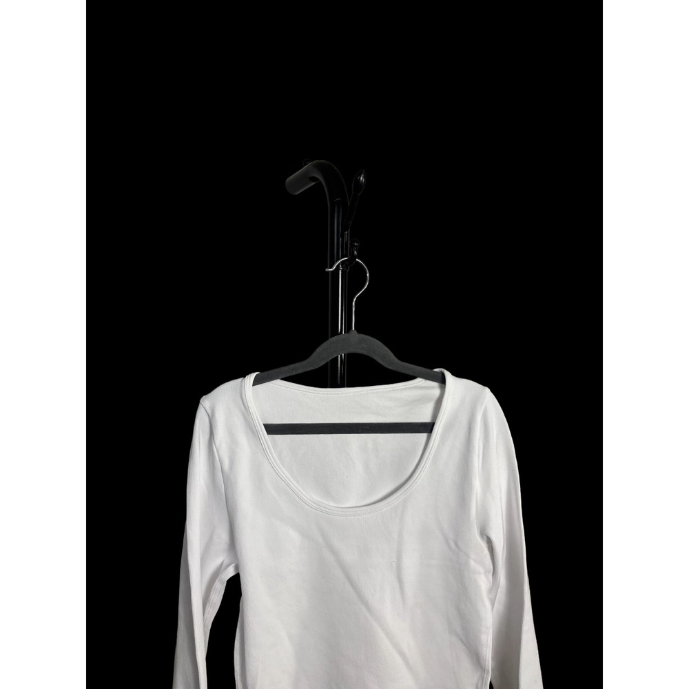 OQQ White Long Sleeve Crop Top Scoop Neck Stretch Fitted Womens Size Medium NWOT
